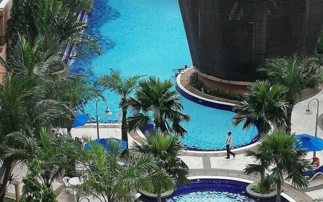 KL Grand Service Suite at Times Square