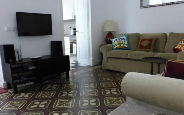 Goncalo Velho House