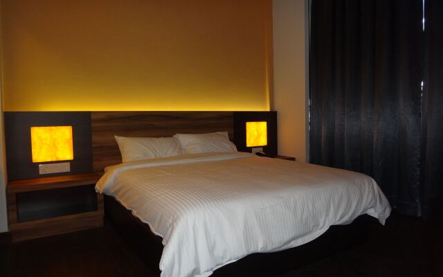 WaterFront Boutique Hotel