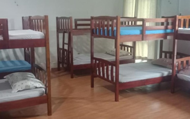 OYO 90078 Navita Lodge