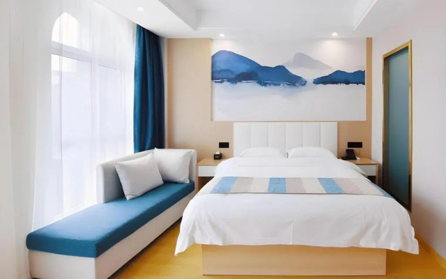 VX Wuxi Jiangyin High-tech Zone Panlongshan Park Hotel