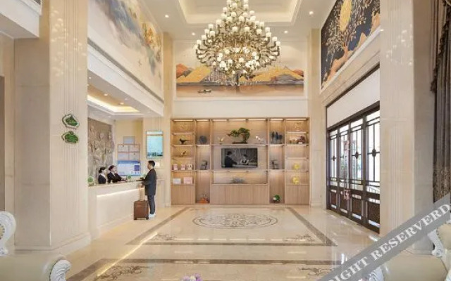 Vienna 3 Best Hotel (Ankang High-tech Feidi Industrial Park Airport)