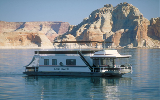Lake Powell Resort