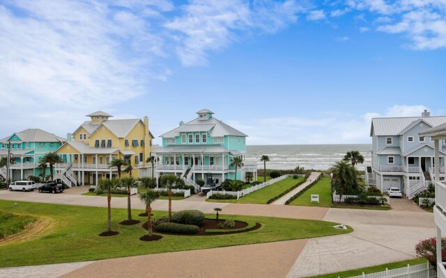 The Conch Castle 5 Bedroom Home