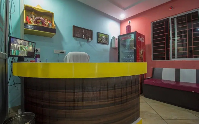 Smriti Guest House by OYO