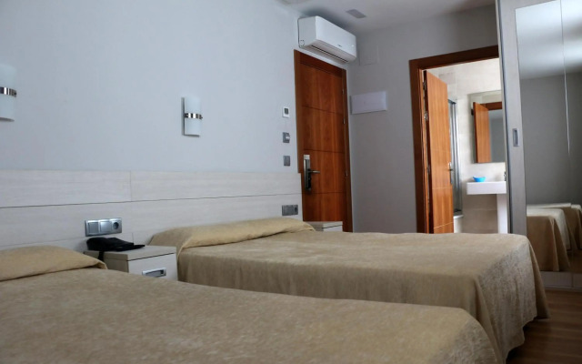 Hotel 44