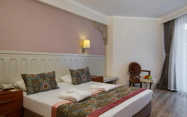 Side Crown Serenity – Всё включено