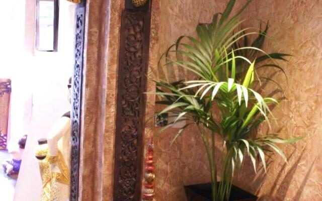 LG Thai Derm Spa & Guesthouse