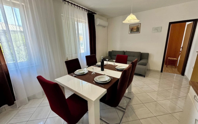 Apartment Kristina 1