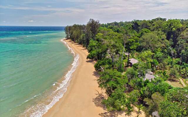 Borneo Eagle Resort