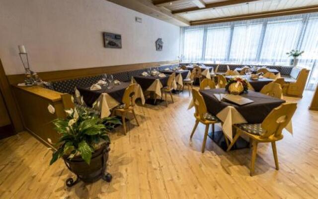 Garni Hotel Al Bivio