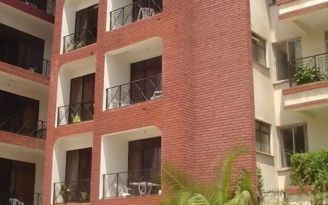 Samra Court