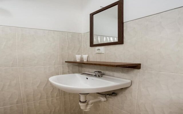 Capital O 3463 Cimahi Guest House