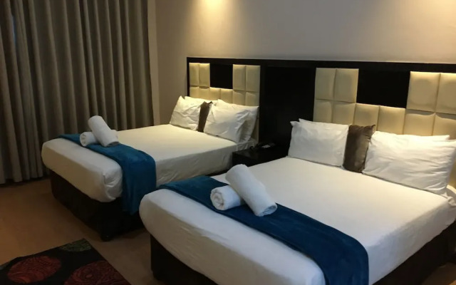 Al Hamra Hotel