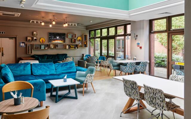Holiday Inn Haydock M6 Jct23 by IHG
