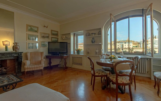 Ponte Vecchio 3 bedroom apartment