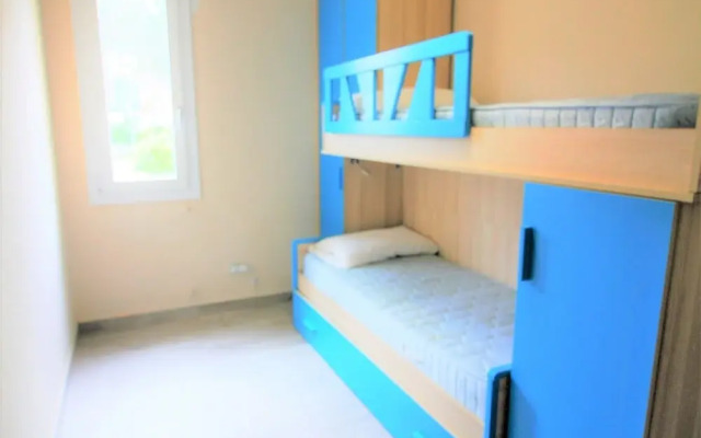 Spacious Apartment in Rosolina Mare near Sea