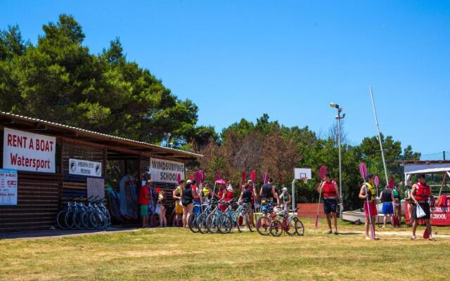 Arena Stupice Camping Homes
