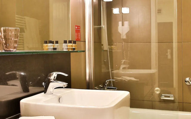 Adina Apartment Hotel Budapest