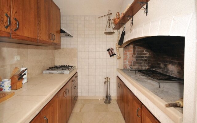 Awesome Home in Trogir With Wifi and 4 Bedrooms