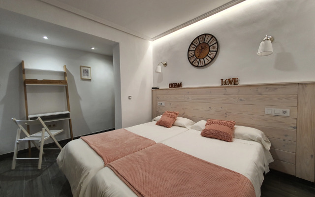El Nogal Home - Hostel