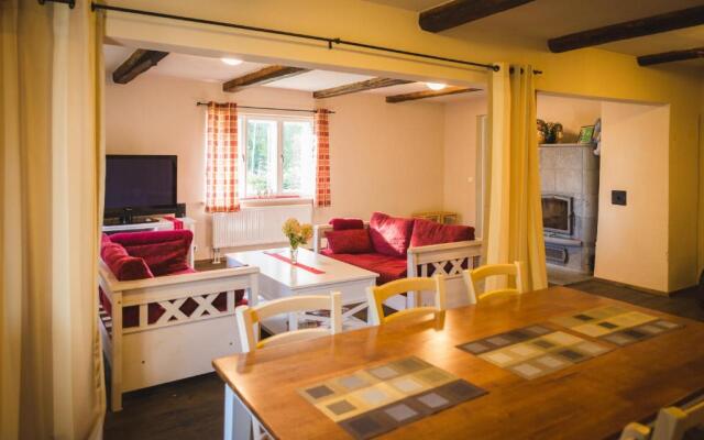 Karu Holiday Home