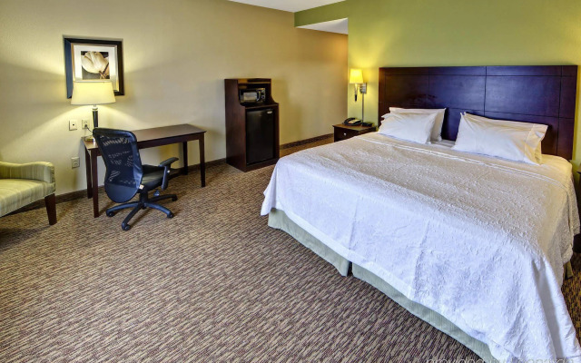Hampton Inn Crossville