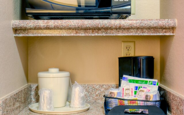 Holiday Inn Express And Suites Granbury by IHG