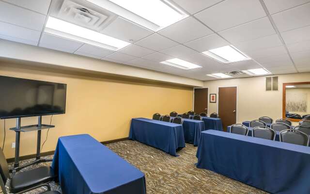 Comfort Inn & Suites