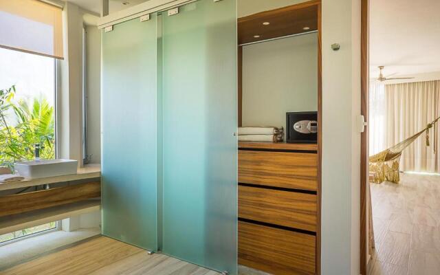 Private Canal Villa 10min to Beach