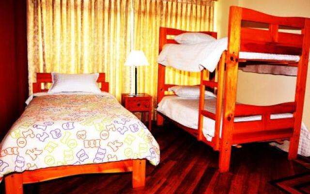 Hostal Los Álamos