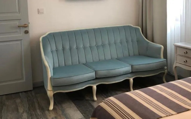 Flora Otel Bozcaada