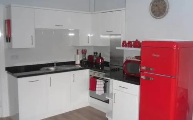 Claremont House Holiday Apartments