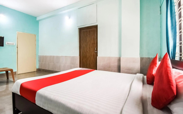 OYO 48557 Tm Delights