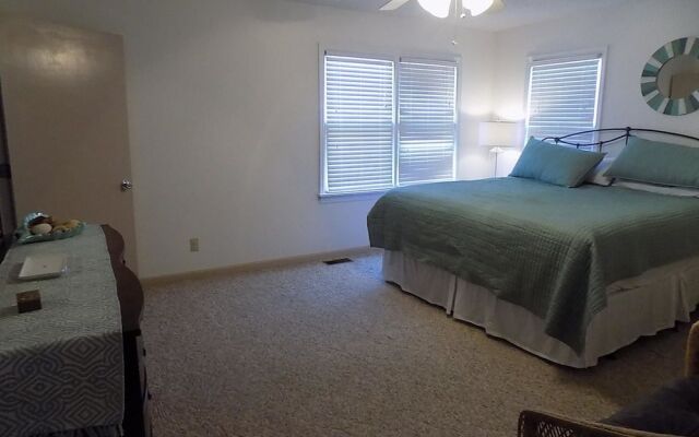 Julies Joy - 4 Br Home