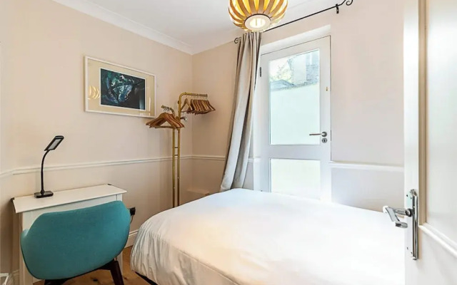 Charming London Retreat
