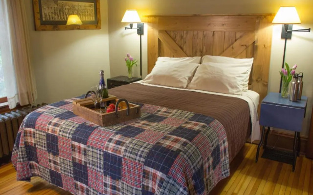 Pinehurst Inn Bed & Breakfast