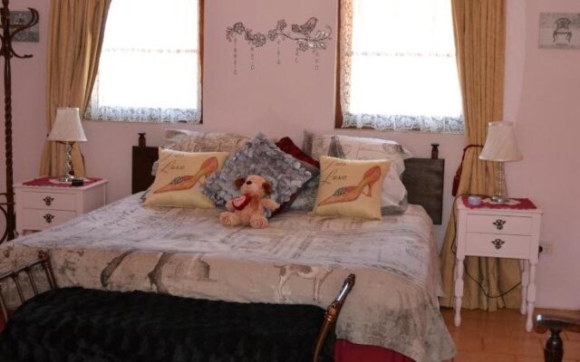 Swann Lodge B&B