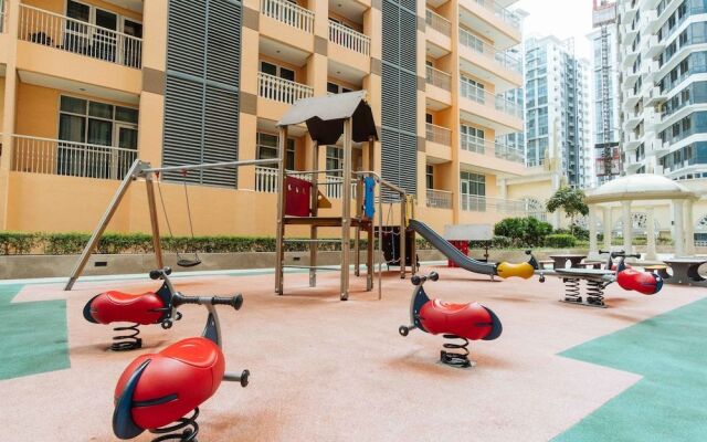 Reddoorz Premium @ Venice Luxury Bgc 2