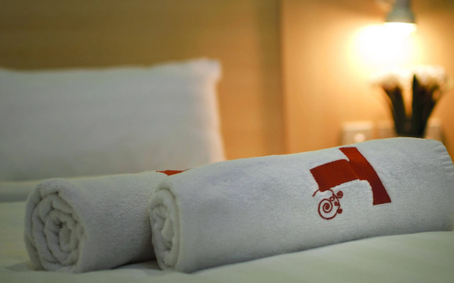T Hotel Tandop