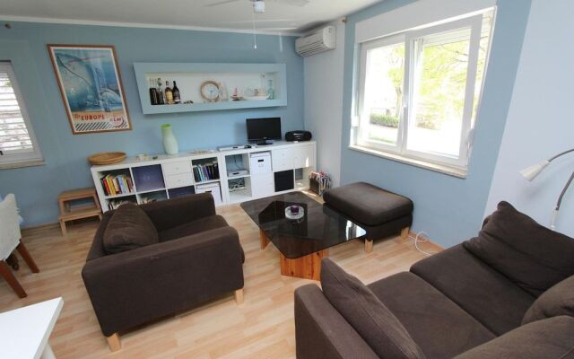 Apartment Maestral