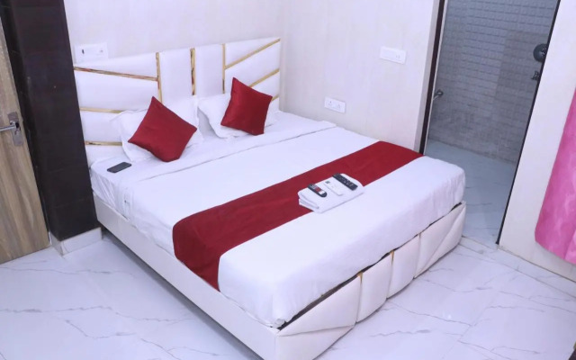 Hotel Krishna Manu Palace