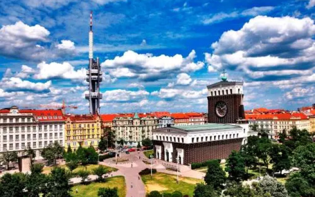 Modern Apartment Riegrovy sady