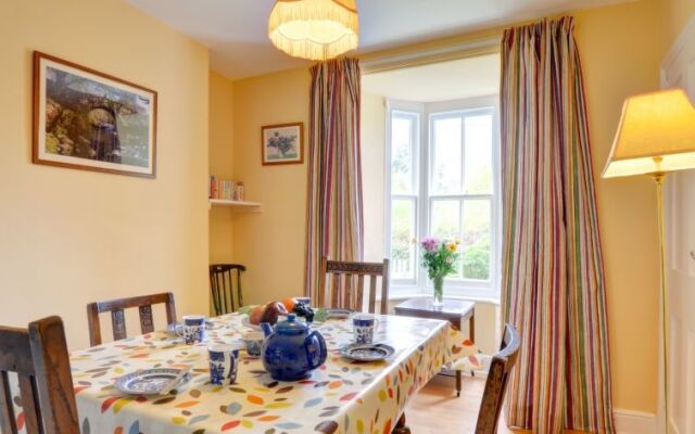 Holiday Home Caerynwch