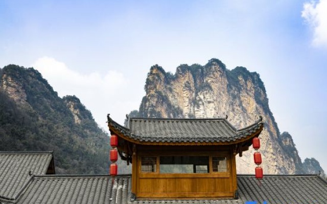 Foggy Valley – Exterior – Zhangjiajie
