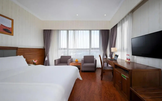 Vienna Classic Hotel (Shanghai Tinglin)