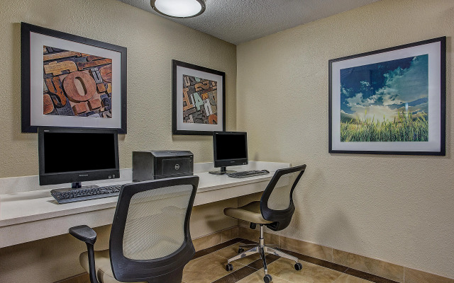 Candlewood Suites Louisville Airport by IHG