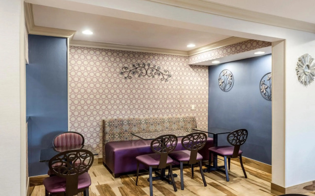 Comfort Inn Midtown