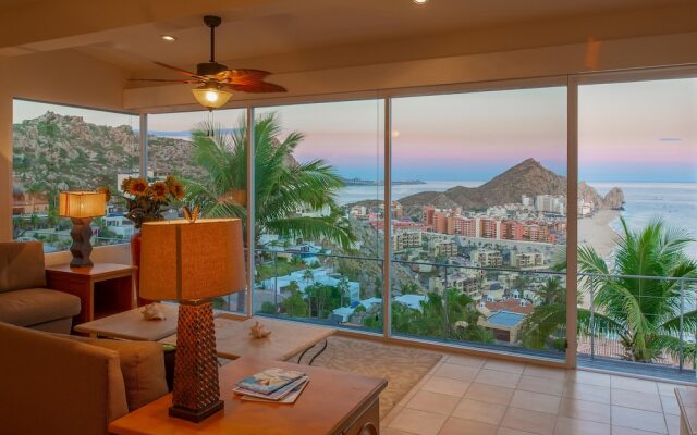 Pacific Ocean Views From This Escape: Villa Miramar