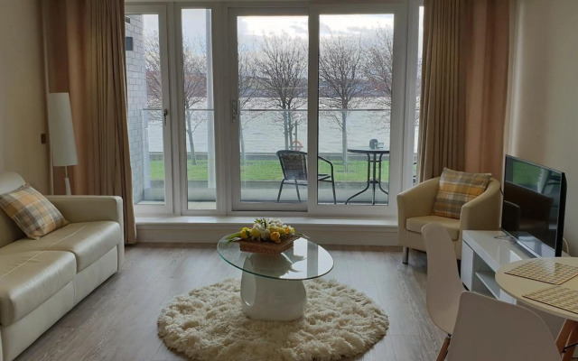 Waterfront apartment